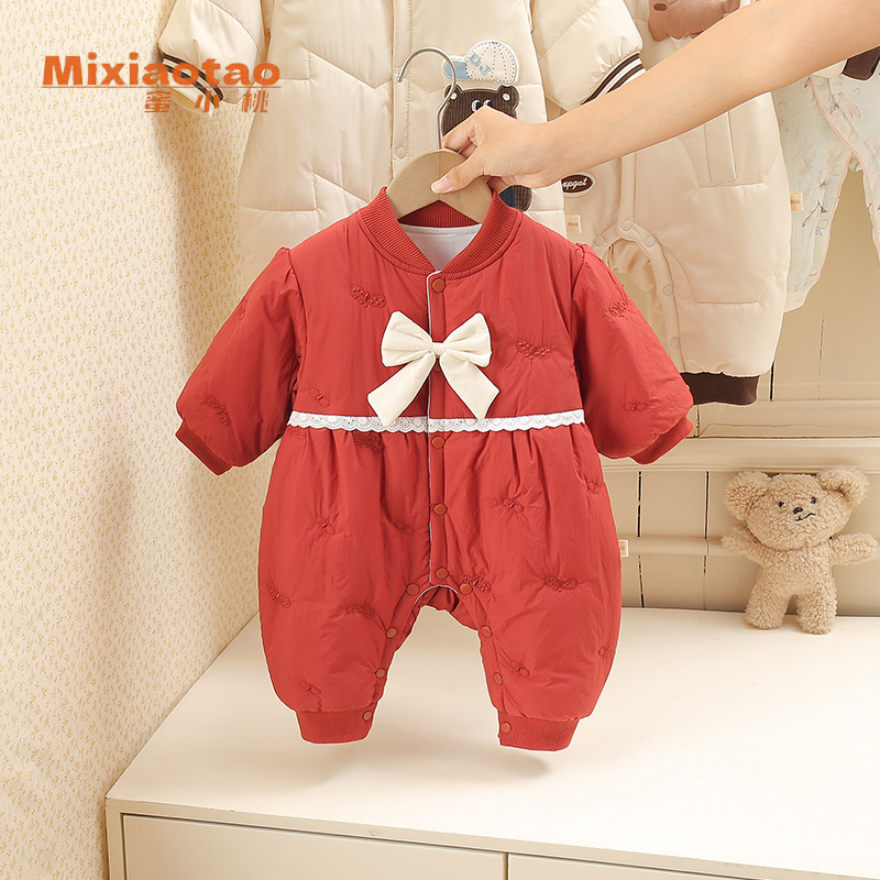 婴儿蝴蝶结女孩宝宝保暖无骨连体衣中厚婴幼儿夹棉哈衣外出服