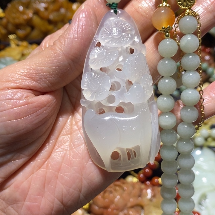 岫玉岫玉吊坠未镶嵌