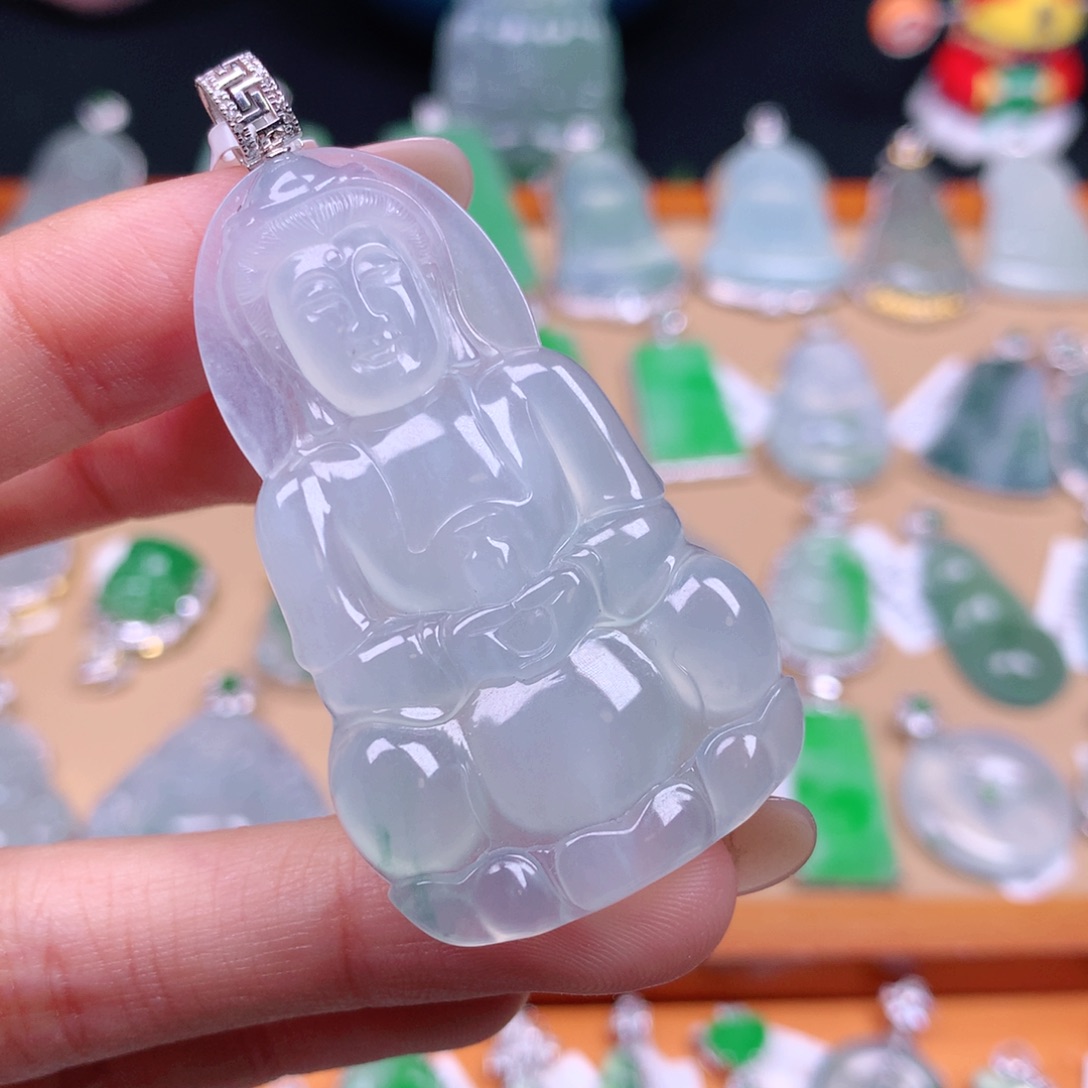 翡翠颈饰18K金镶嵌巨****】