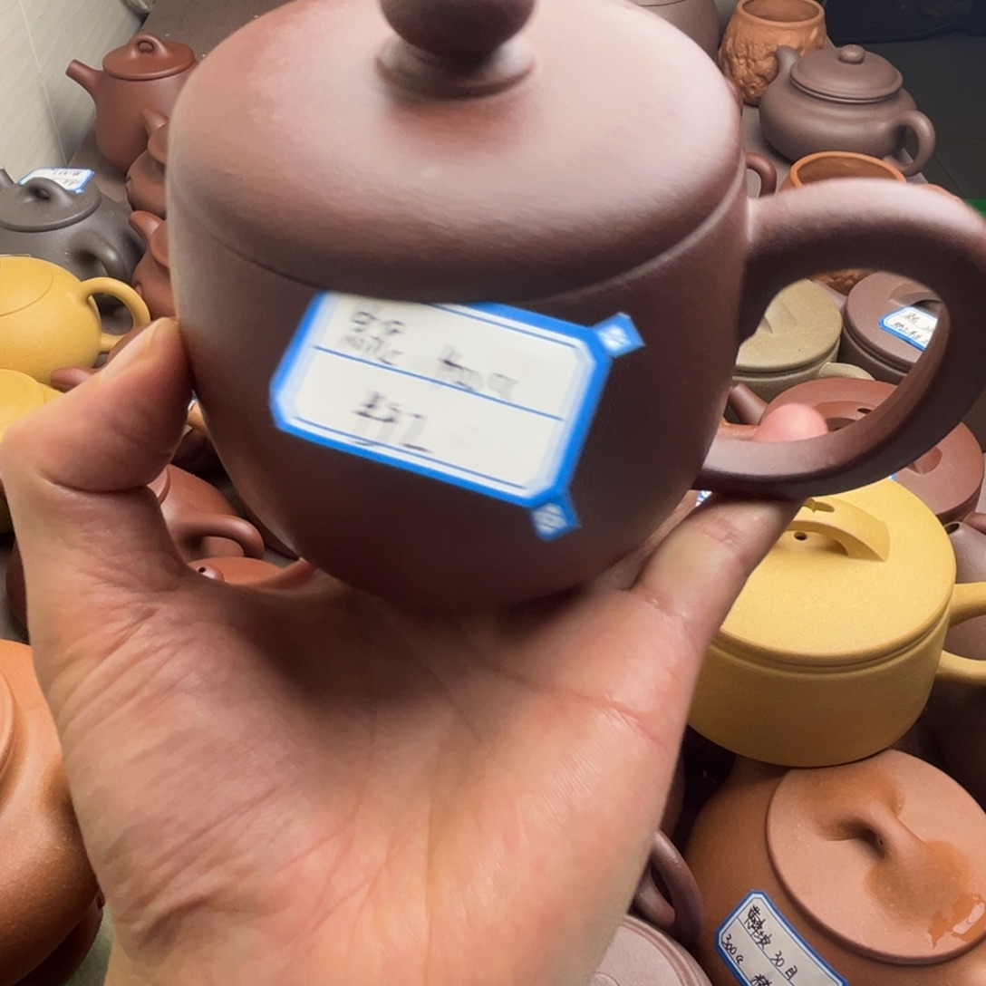 ～****茶壶紫砂紫泥400cc左右瑕疵不挑毛病