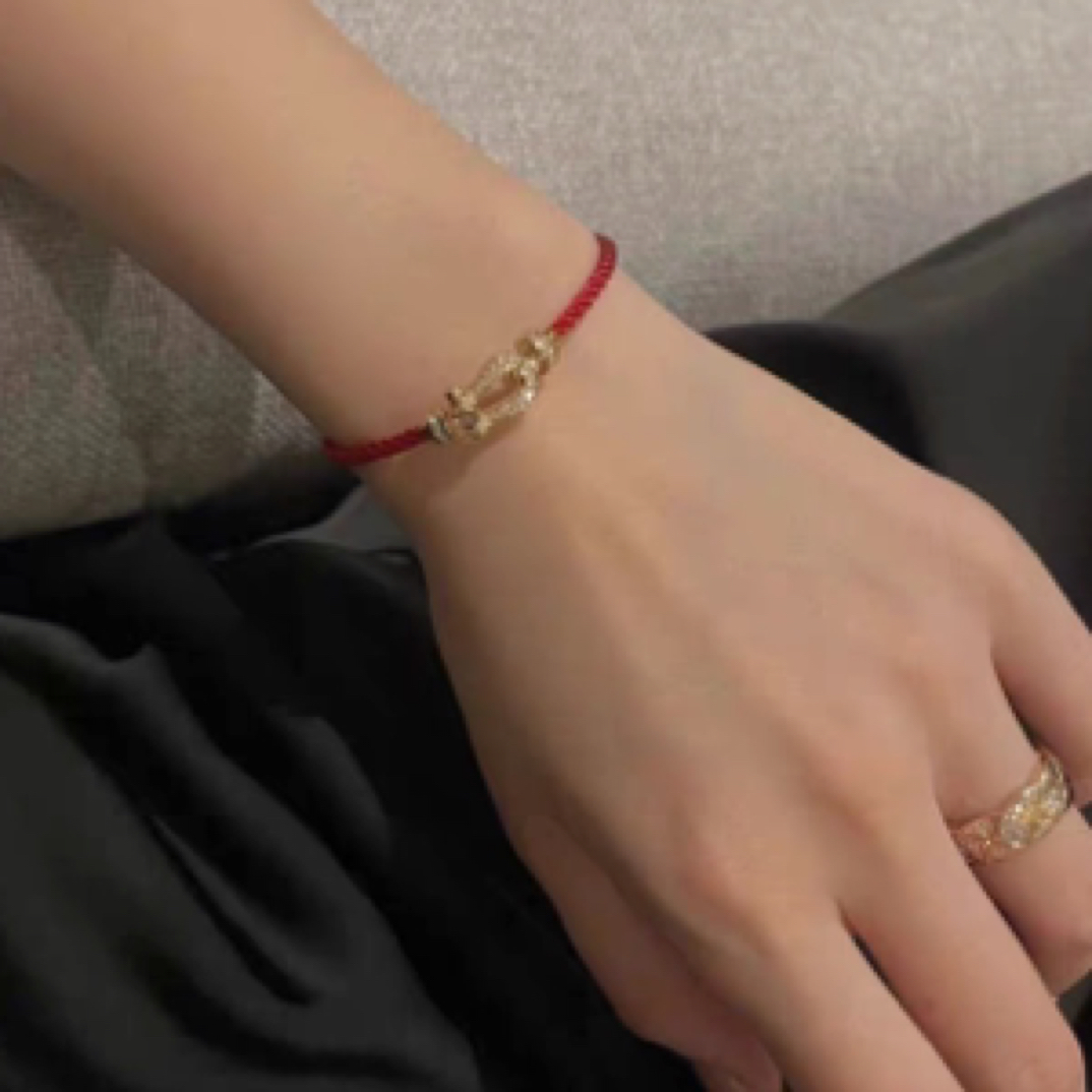 铜合金手链 轻奢马蹄扣手链2127