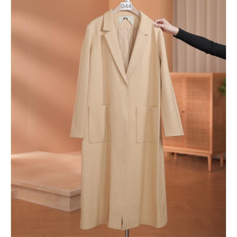 【044】黄色长款毛呢大衣