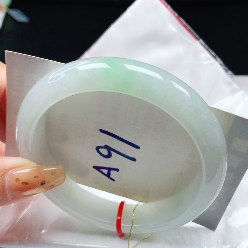 【闪购商品】翡翠手镯未镶嵌 正圈59+