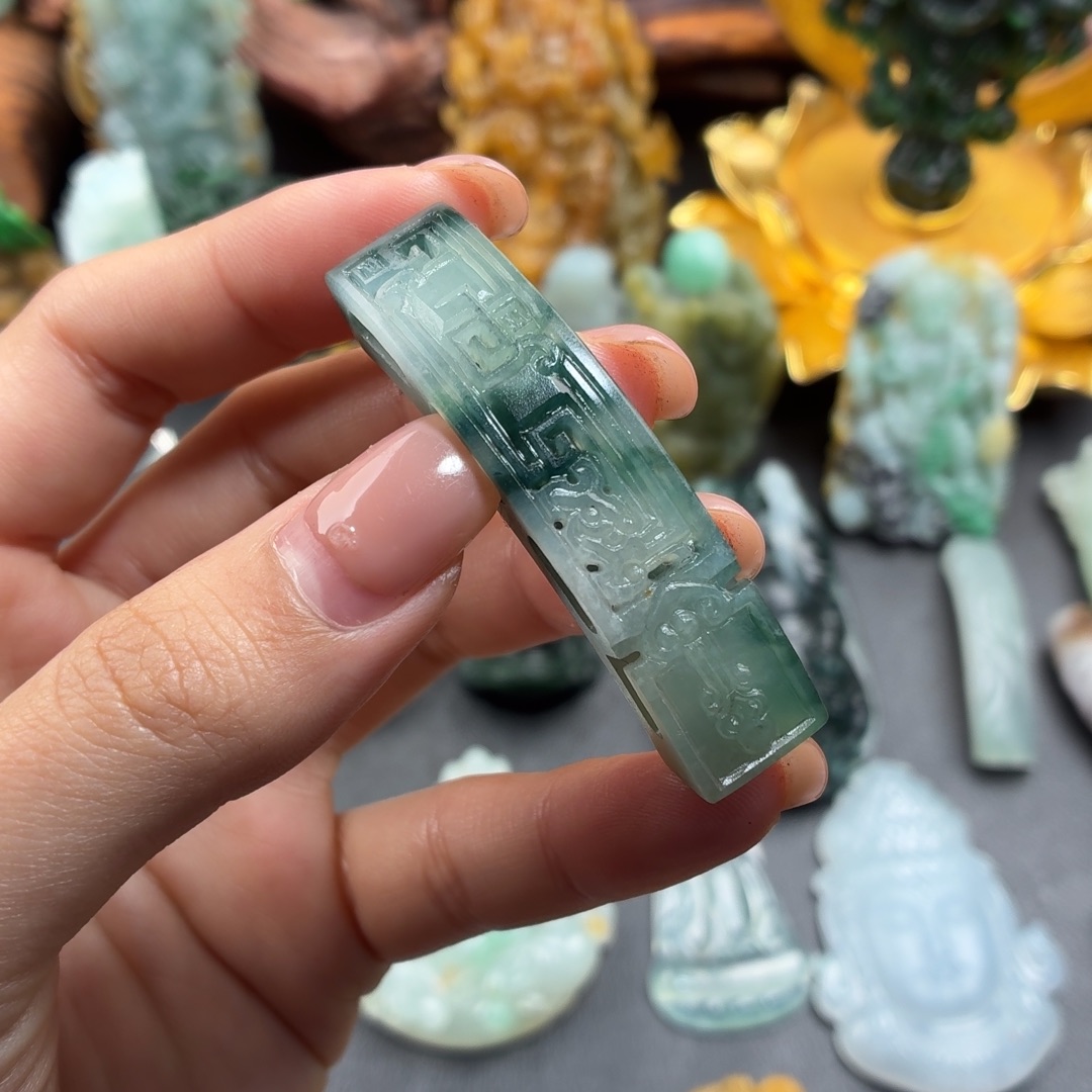 定制翡翠未镶嵌翡翠