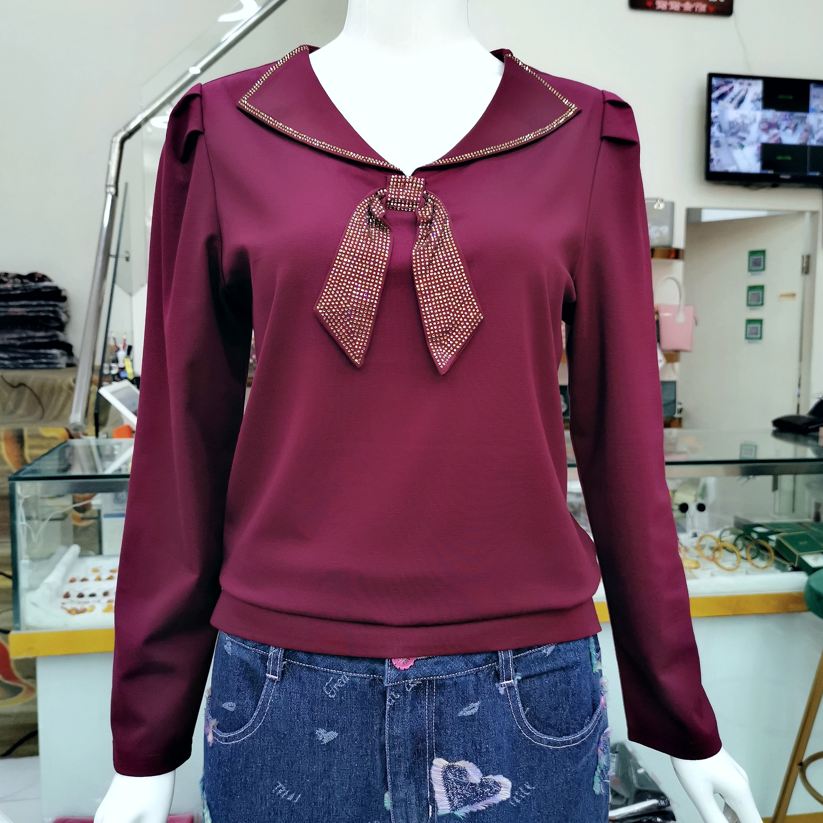 6718 靓丽翻领蝴蝶结泡泡袖上衣秋季新款烫钻拼接