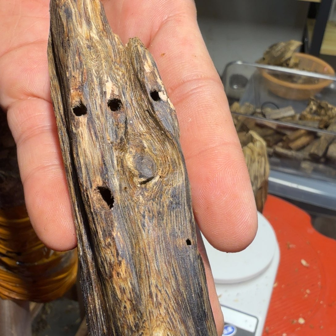 白奇沉香块料沉香