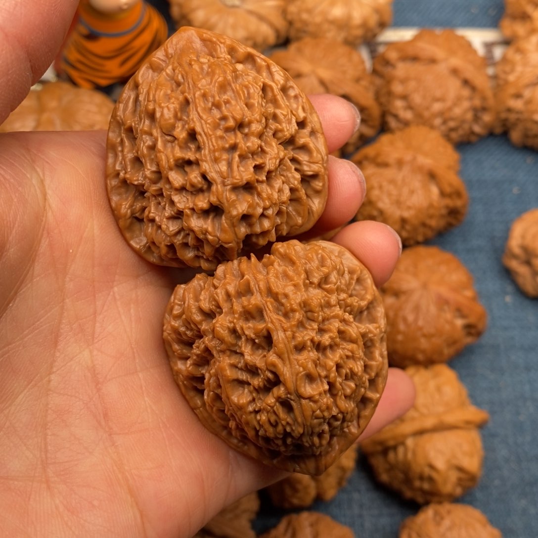 文玩核桃把件41全家福高炮南疆