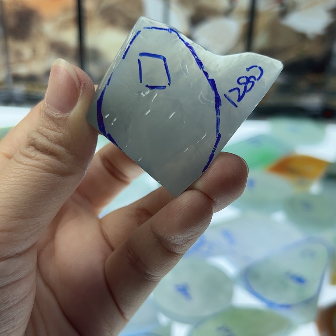 定制翡翠未镶嵌包工