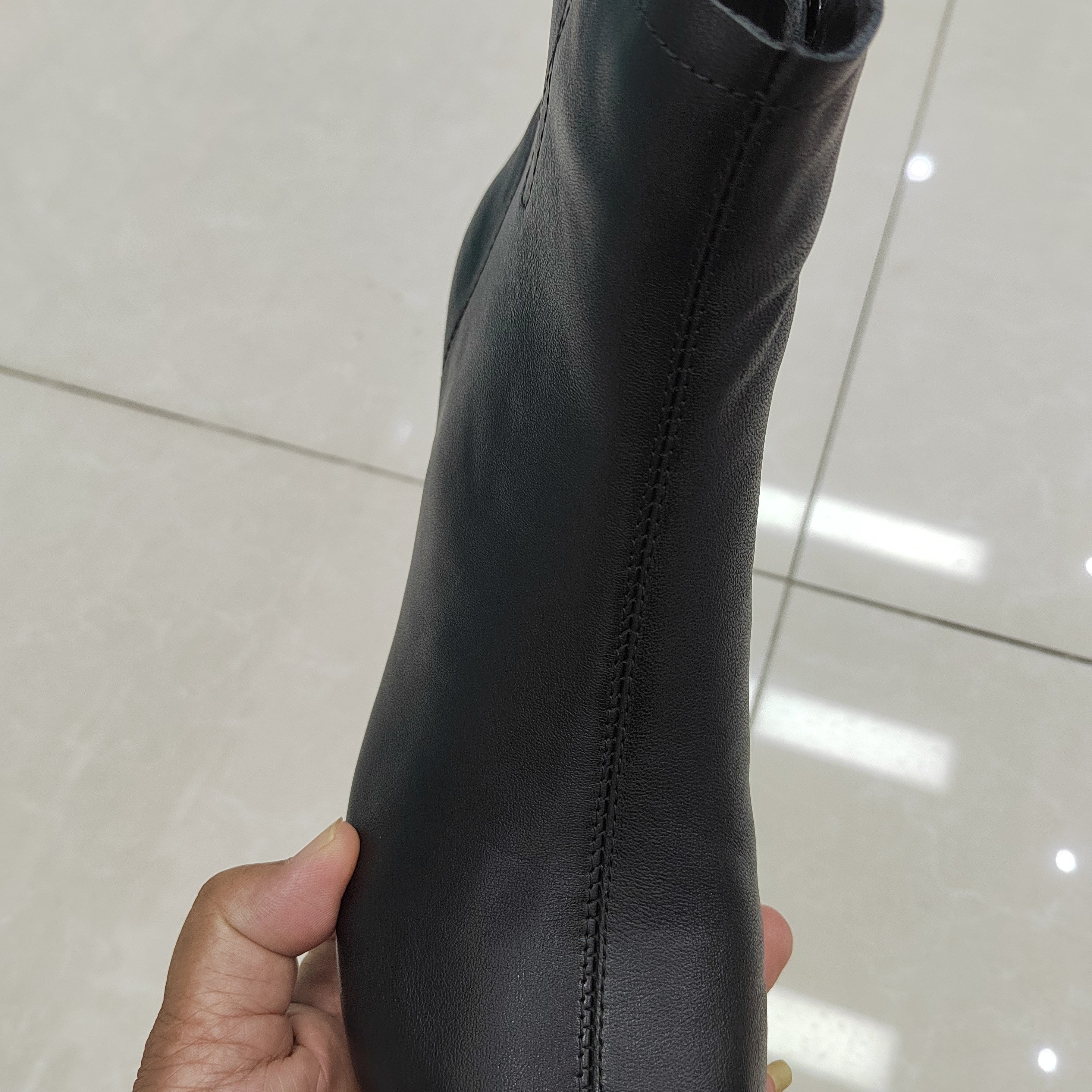 短靴胶粘秋冬中跟黑色灰色女靴休闲风轻便 防滑 耐磨