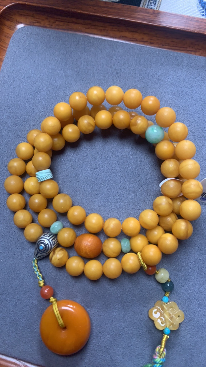 天然蜜蜡手串三圈8毫米