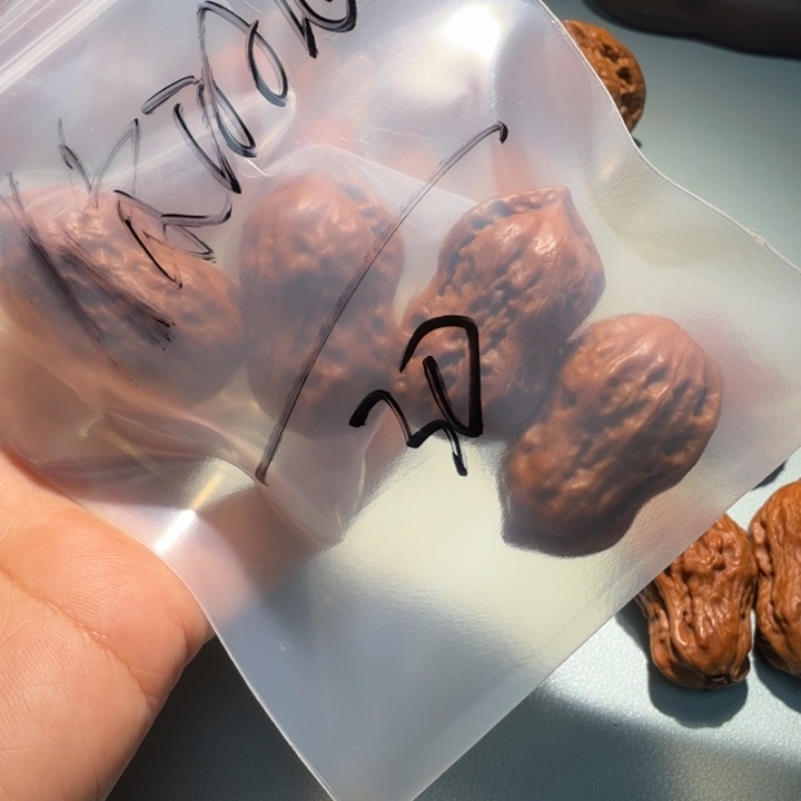 你***心文玩核桃吊坠花生