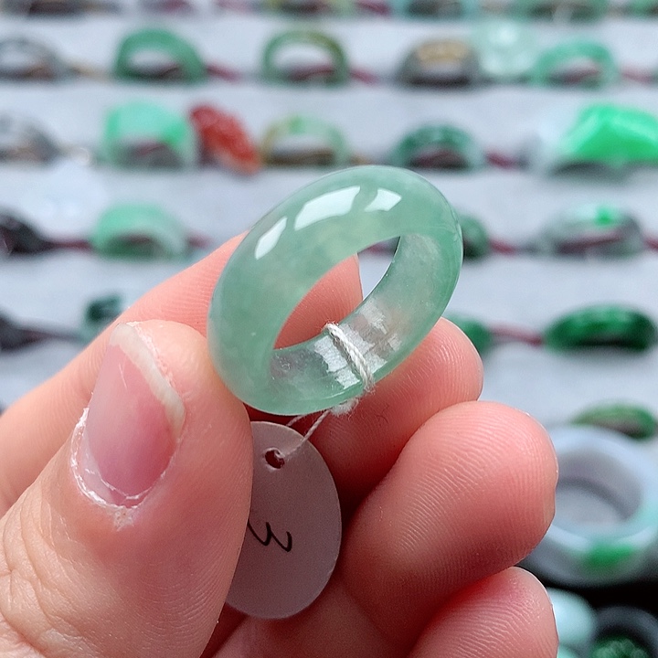 翡翠戒指未镶嵌14-15号