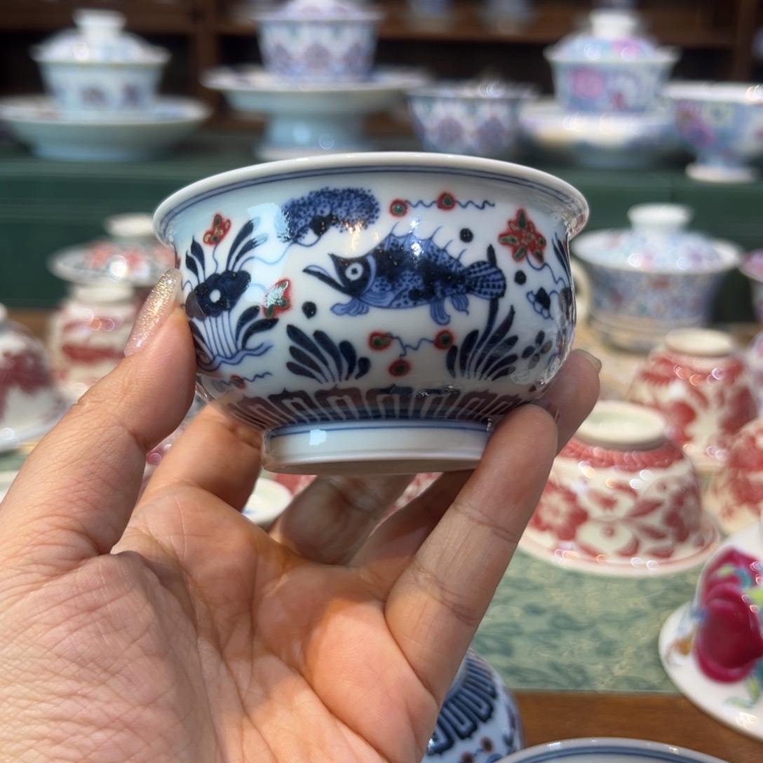 Y明和堂鱼藻釉里红如是