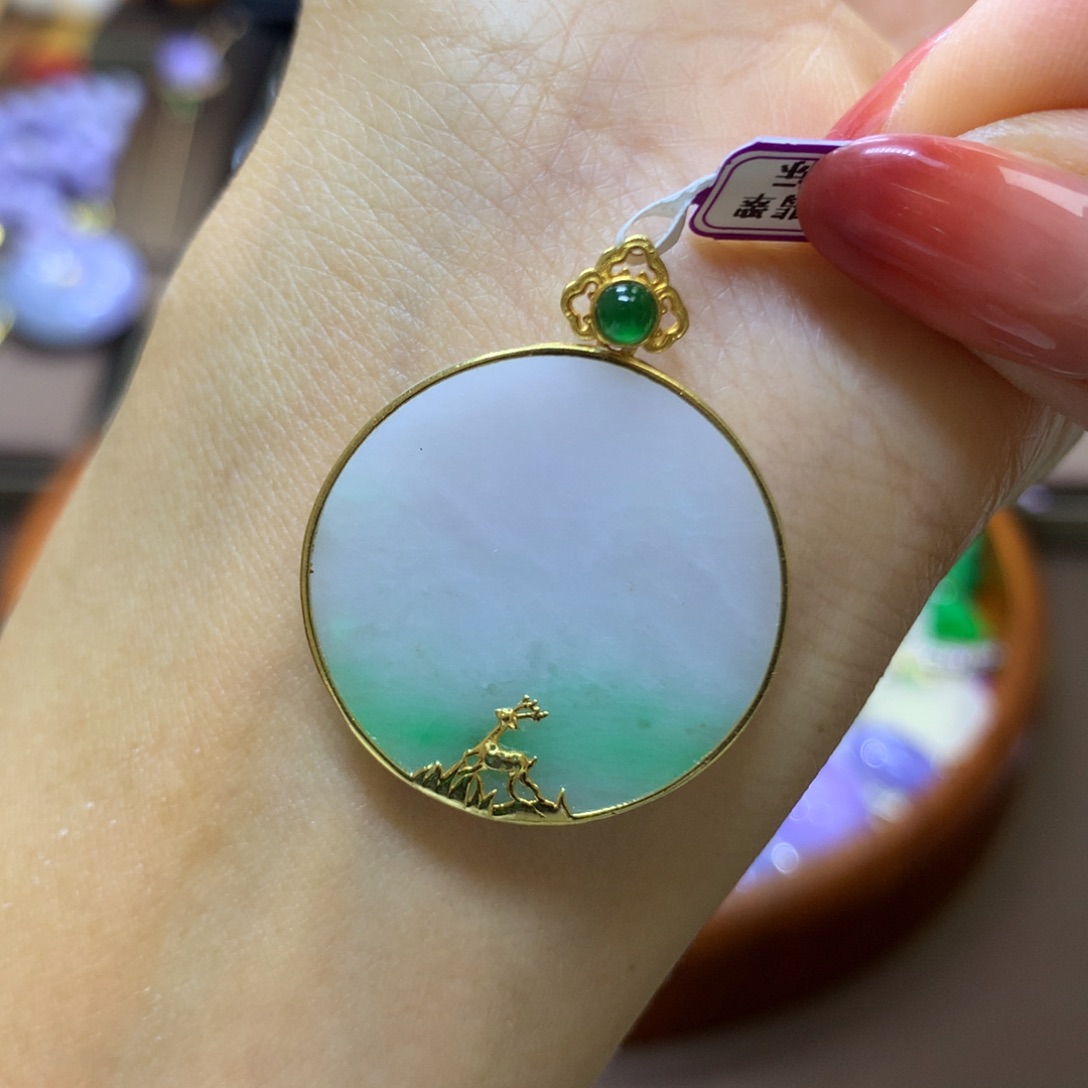 【闪购商品】翡翠颈饰18K金镶嵌翡翠