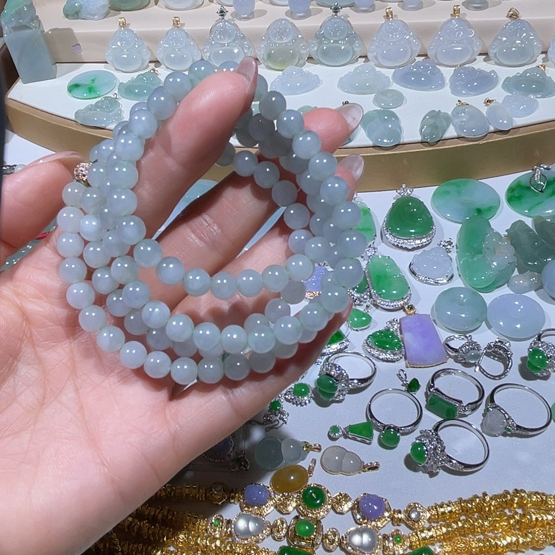 翡翠未镶嵌颈饰珠子项链