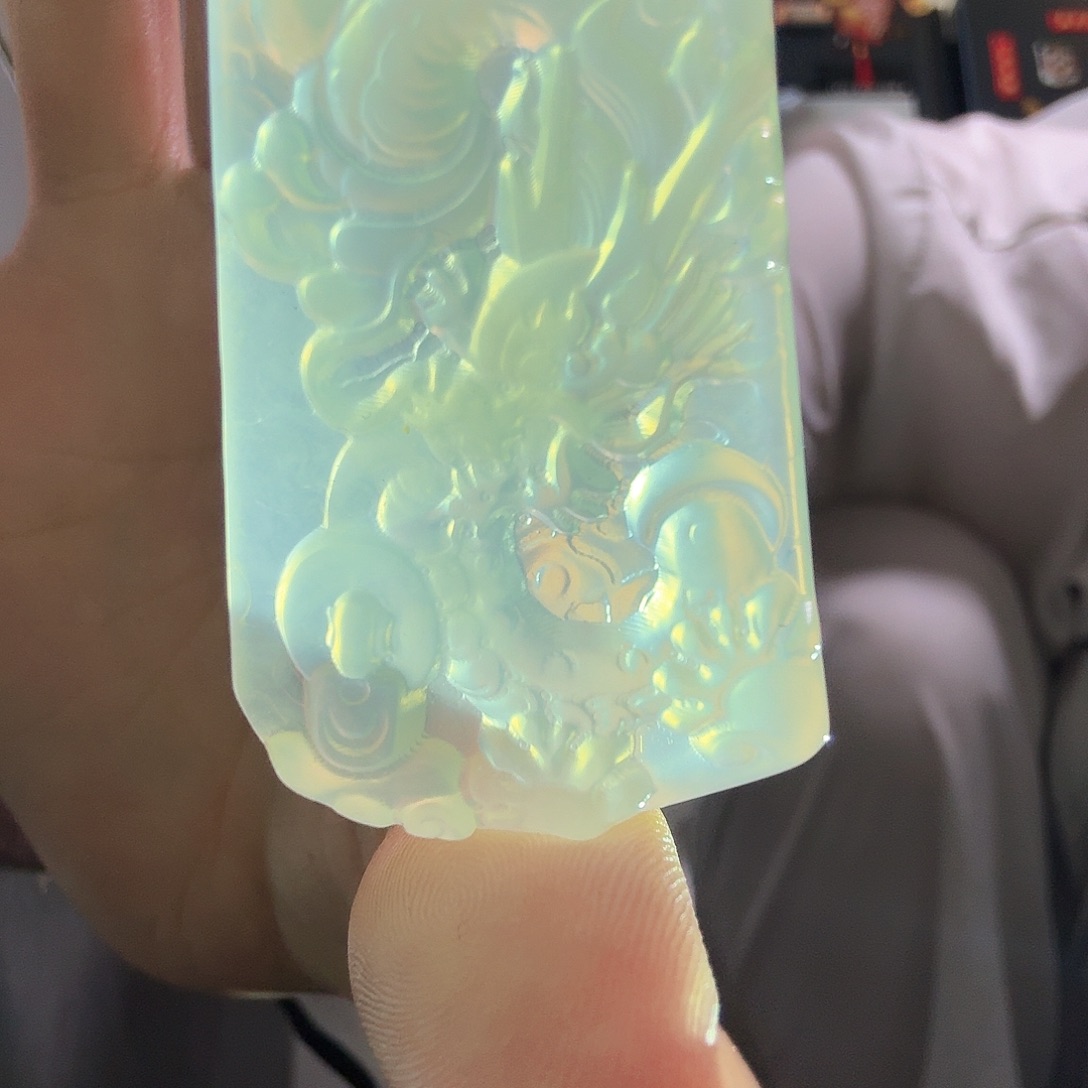 蛇纹石玉龙牌未镶嵌