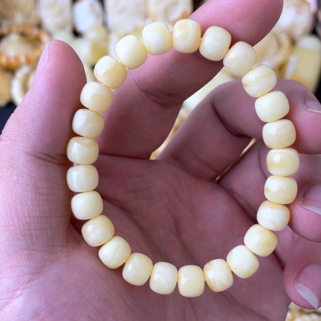 琥珀手串未镶嵌8mm俄料浓蜡白花精工老型手串