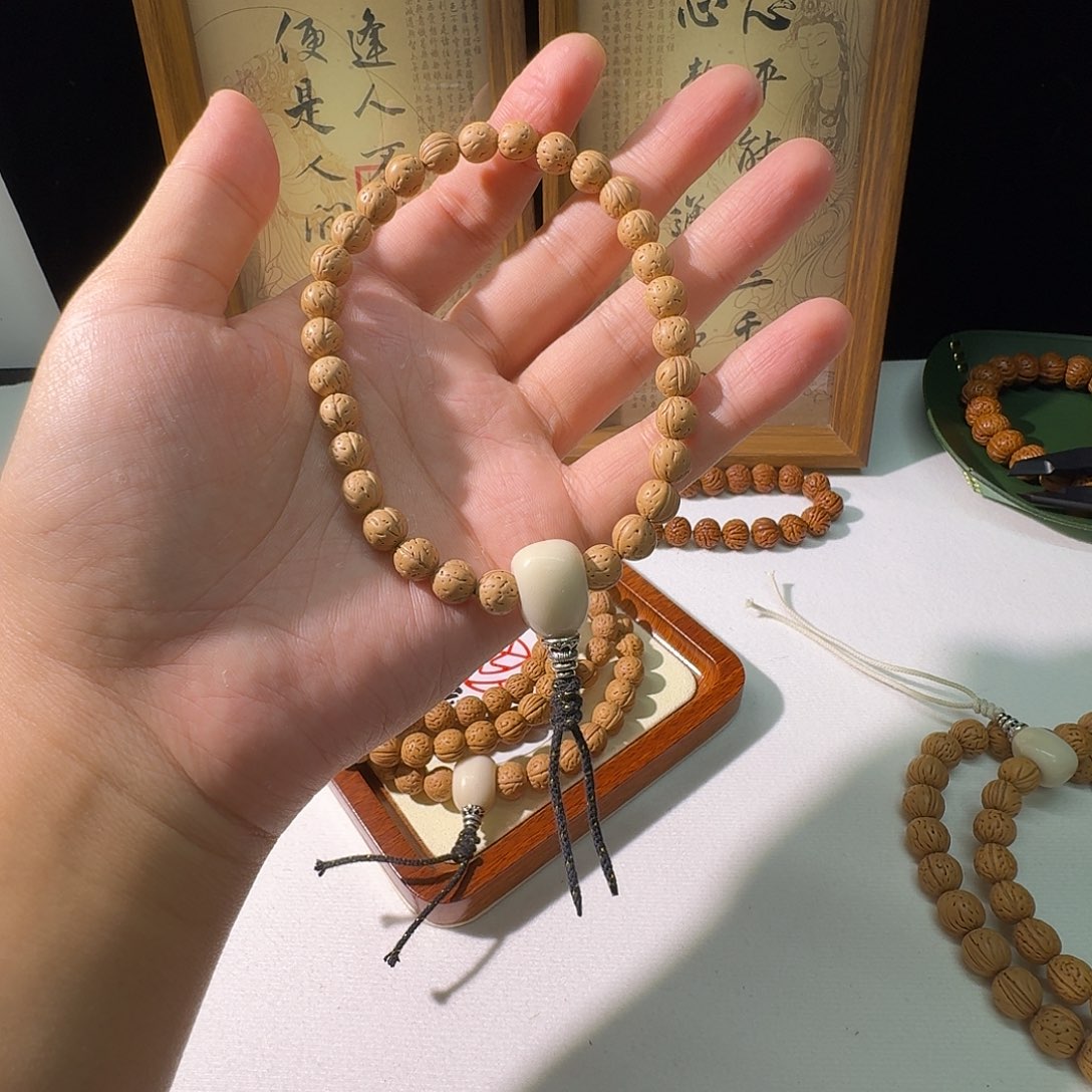 S***r桃核吊坠野生小黄桃