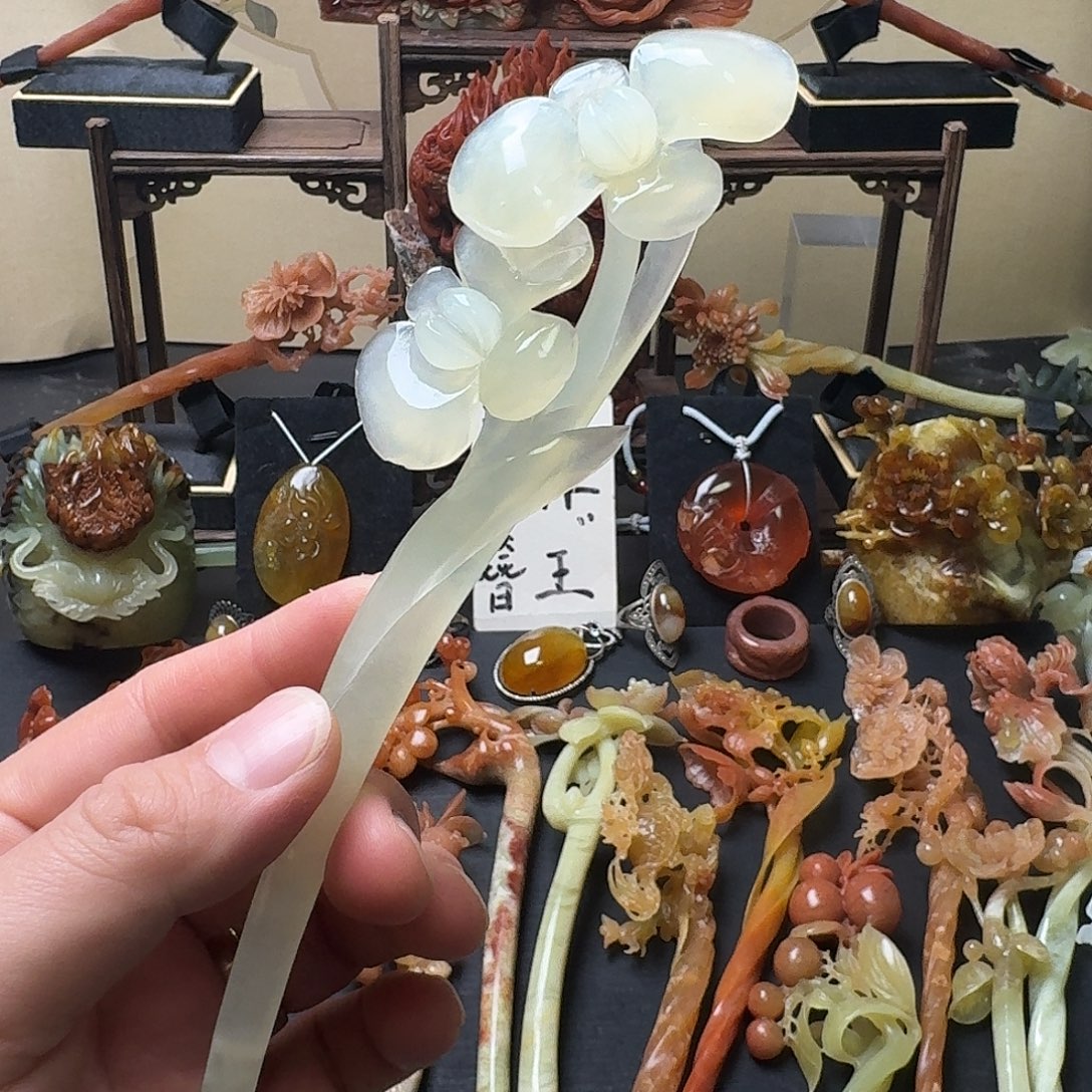 蛇纹石玉未镶嵌发饰