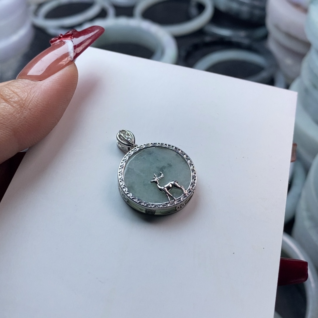 【闪购商品】定制翡翠手镯未镶嵌