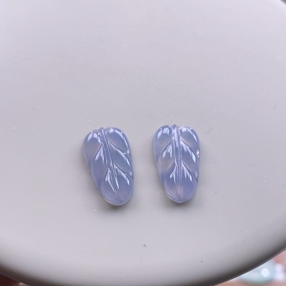 翡翠吊坠(不含链)未镶嵌翡翠随机发一个（只发一个）