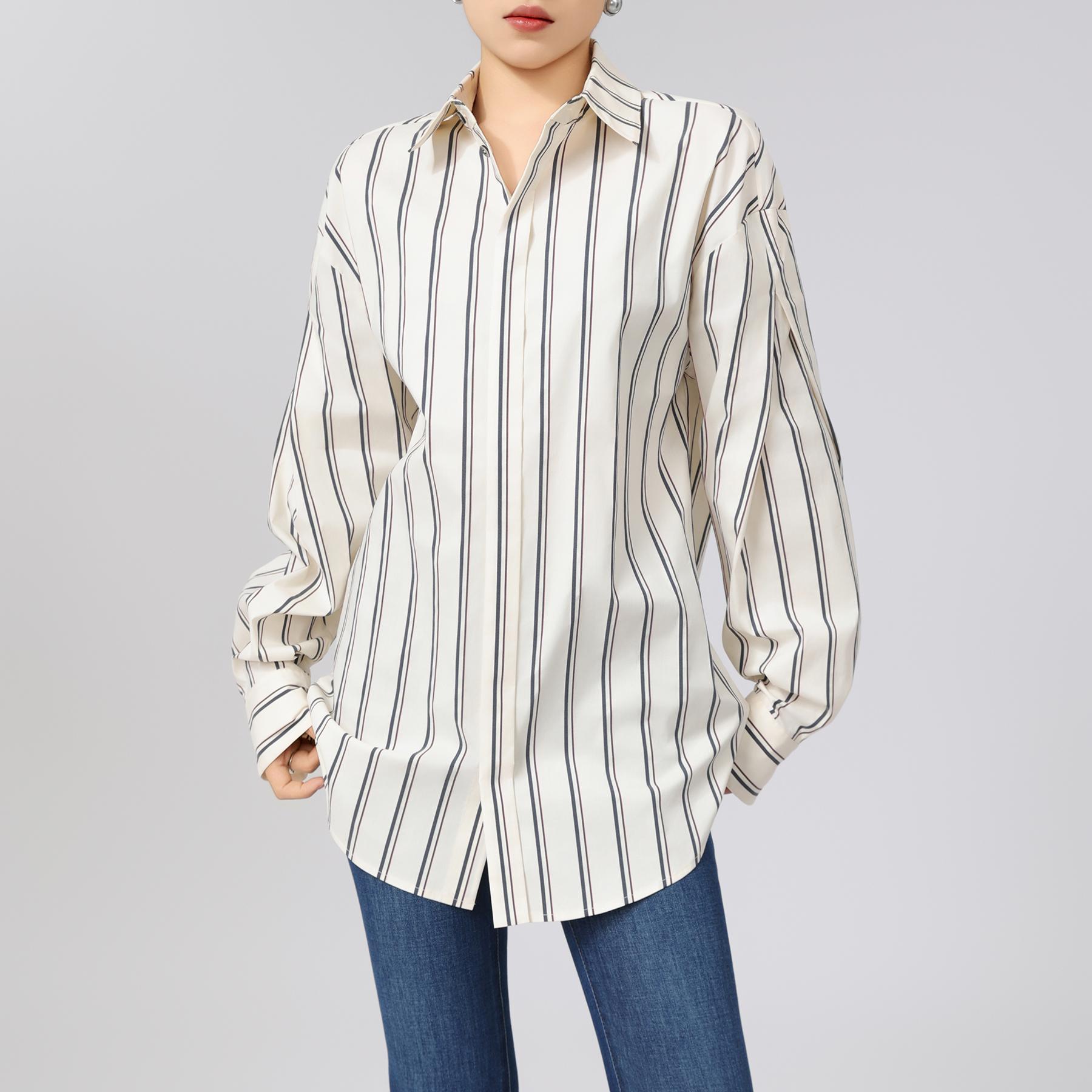 AMASS/阿玛施[戛纳之夜]夏季新款后背V领设计感条纹衬衫5301083