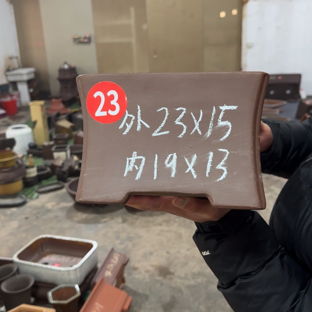 紫砂花盆呜呜呜呜