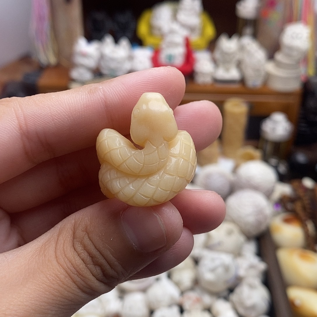 鹿骨把件c11马骨蛇跑环