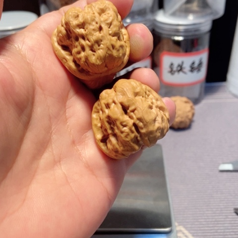 文玩核桃把件蛤蟆头36