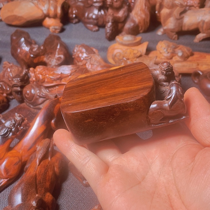 檀香紫檀（小叶紫檀）沧*