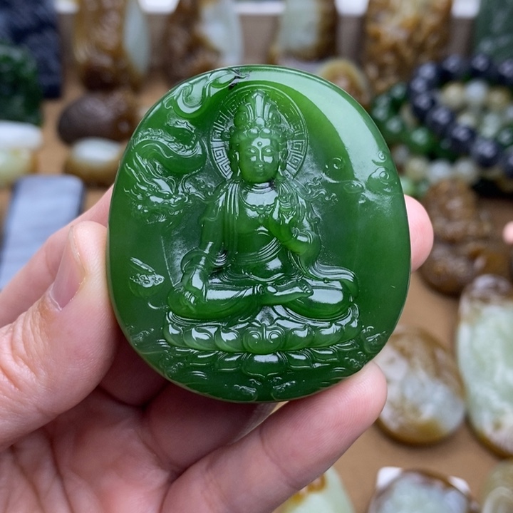 和田玉颈饰未镶嵌小*