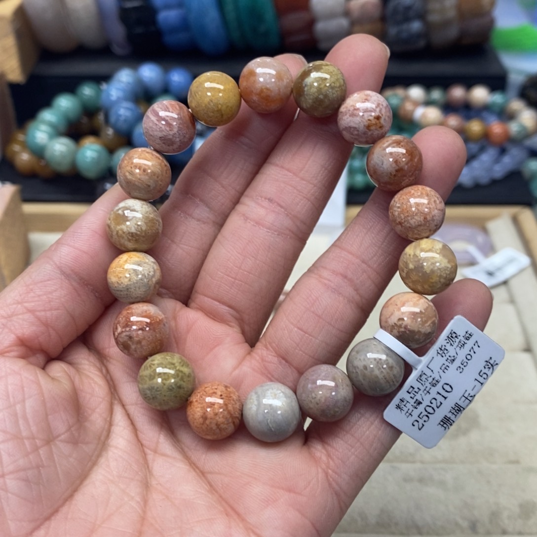 硅化珊瑚（珊瑚玉）手链未镶嵌花**落187