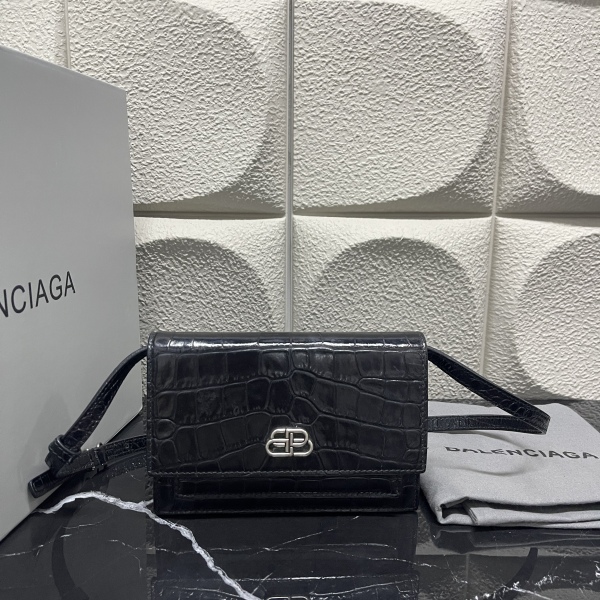 95新/巴黎世家/包包/市场价16700/250615zb0030