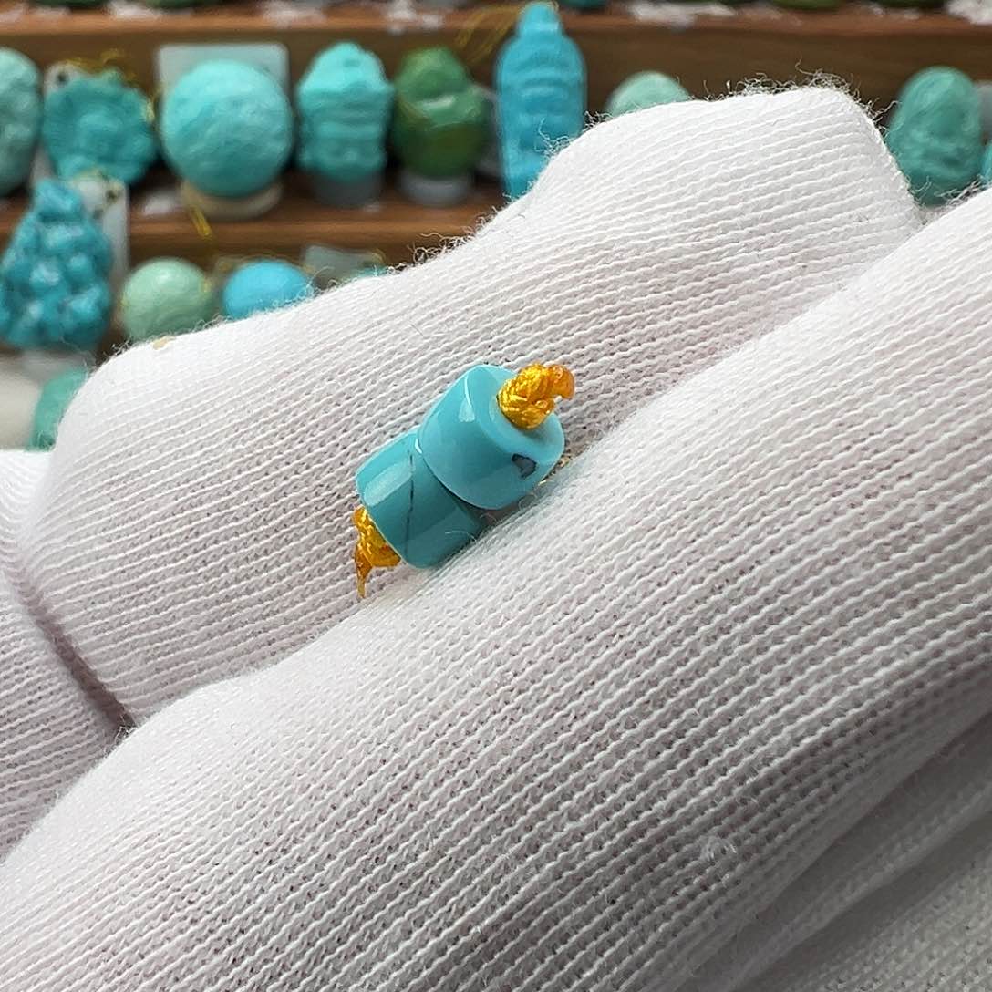 绿松石配饰未镶嵌