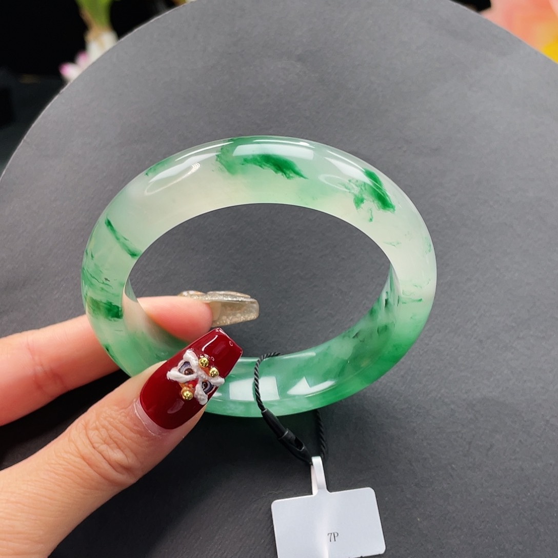 石英质玉手镯未镶嵌58.5