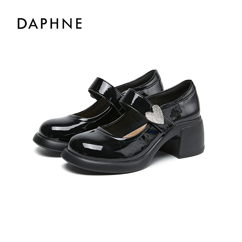 Daphne/达芙妮2025春季玛丽珍鞋粗跟透气爱心装饰时尚潮搭小皮鞋