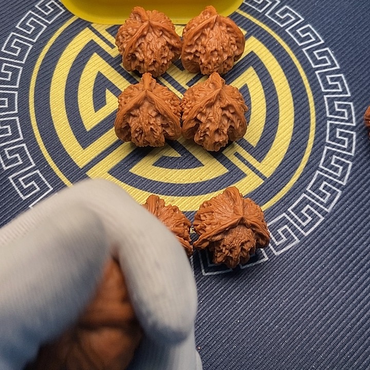 白***合文玩核桃吊坠              