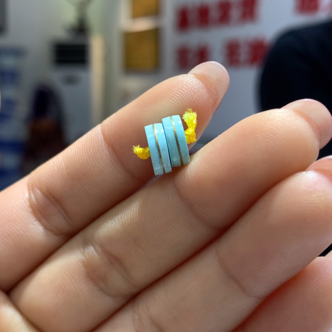 绿松石配饰未镶嵌