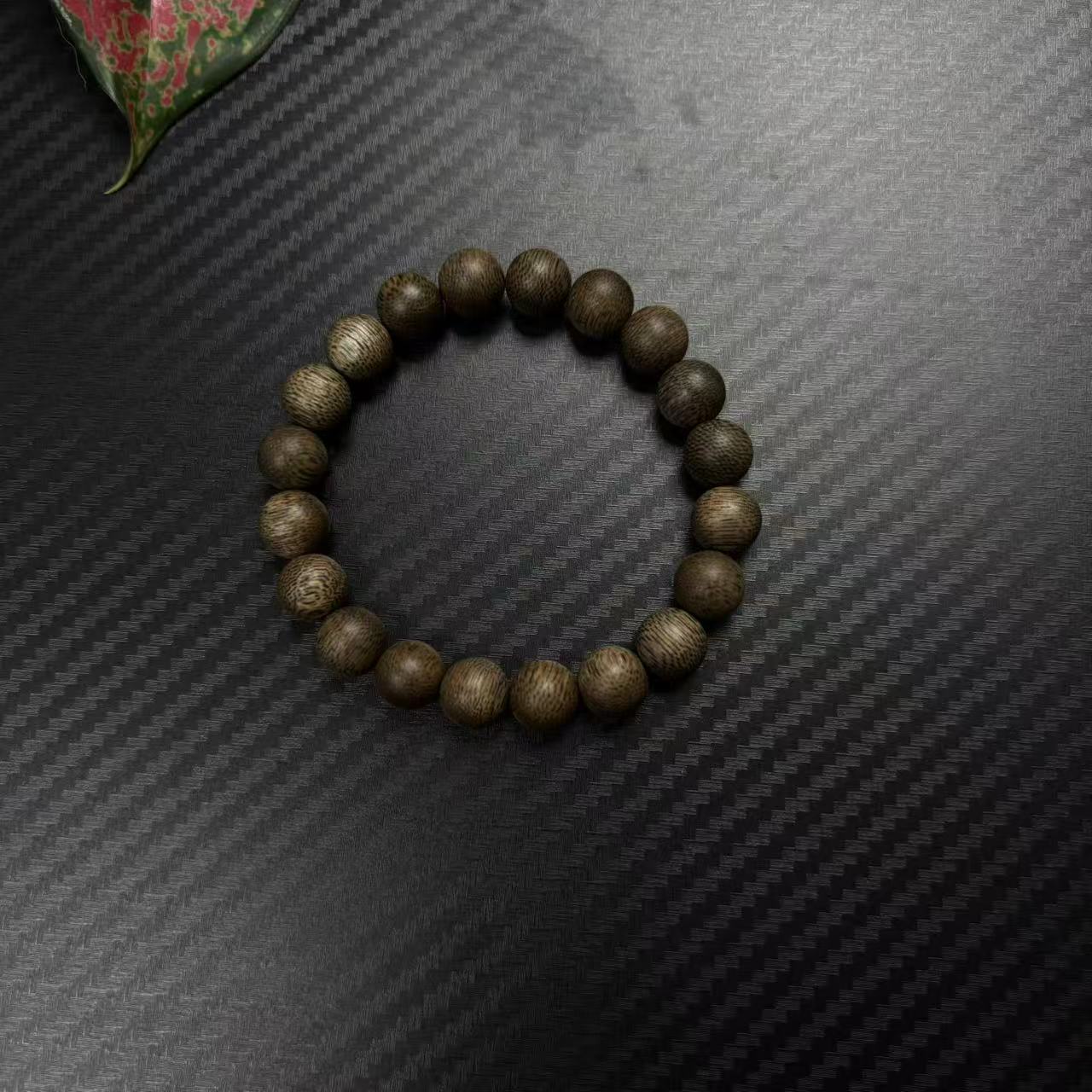 沉香一念沉香【1.0沉水级】绿棋单圈手串（多样性发货）