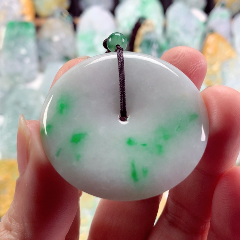 【闪购商品】翡翠吊坠(不含链)未镶嵌