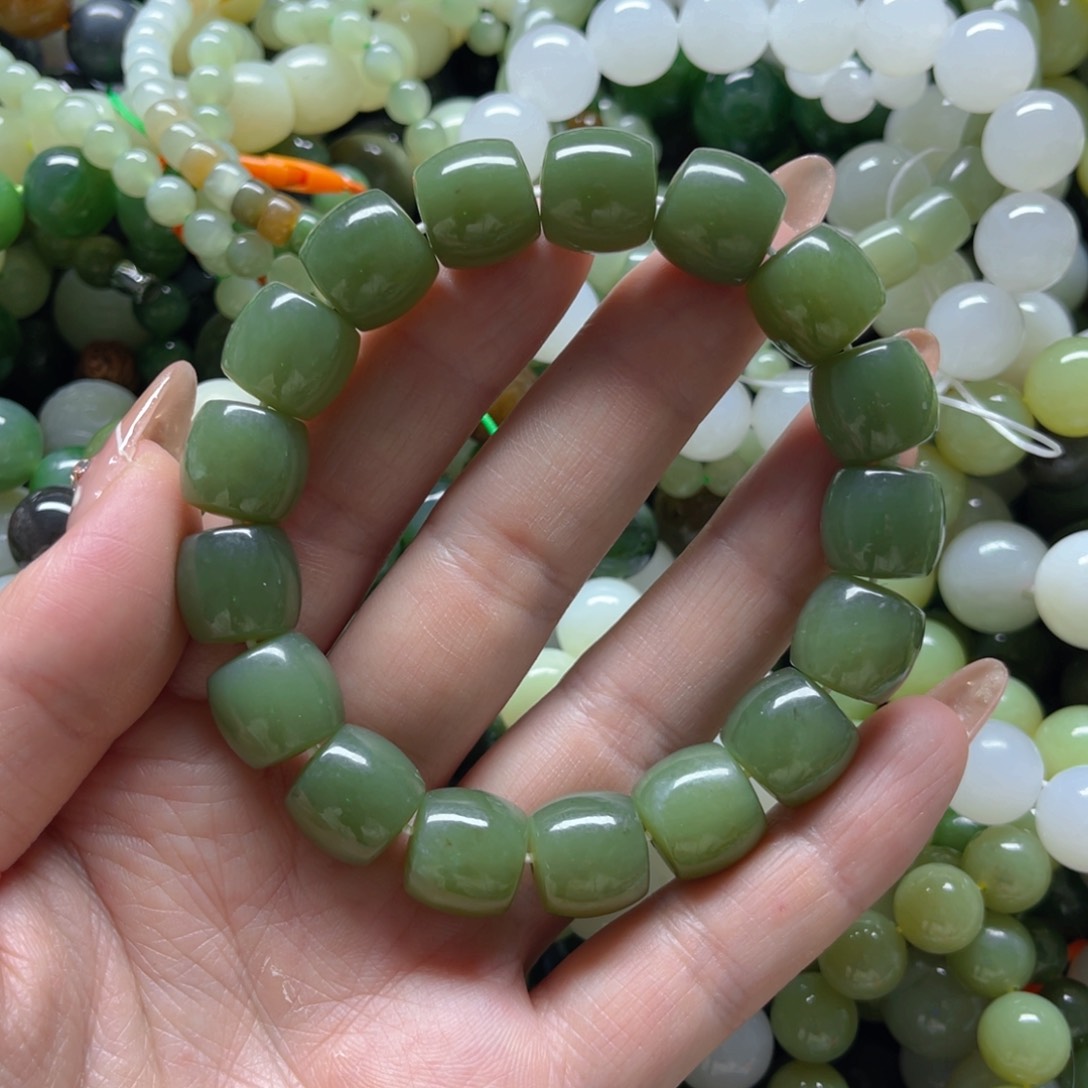 和田玉手串未镶嵌