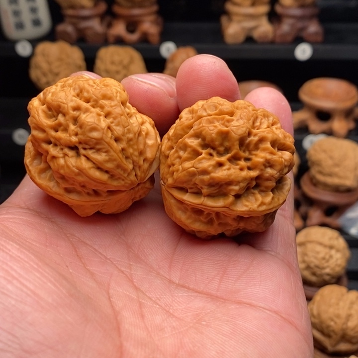 文玩核桃把件13盘龙疙瘩包