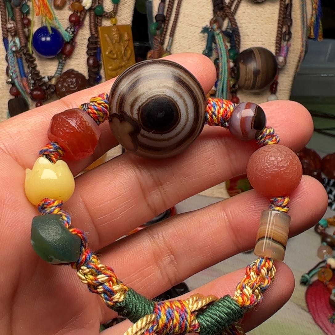 玛瑙/玉髓颈饰未镶嵌