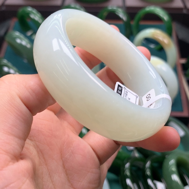 未镶嵌手镯和田玉5253