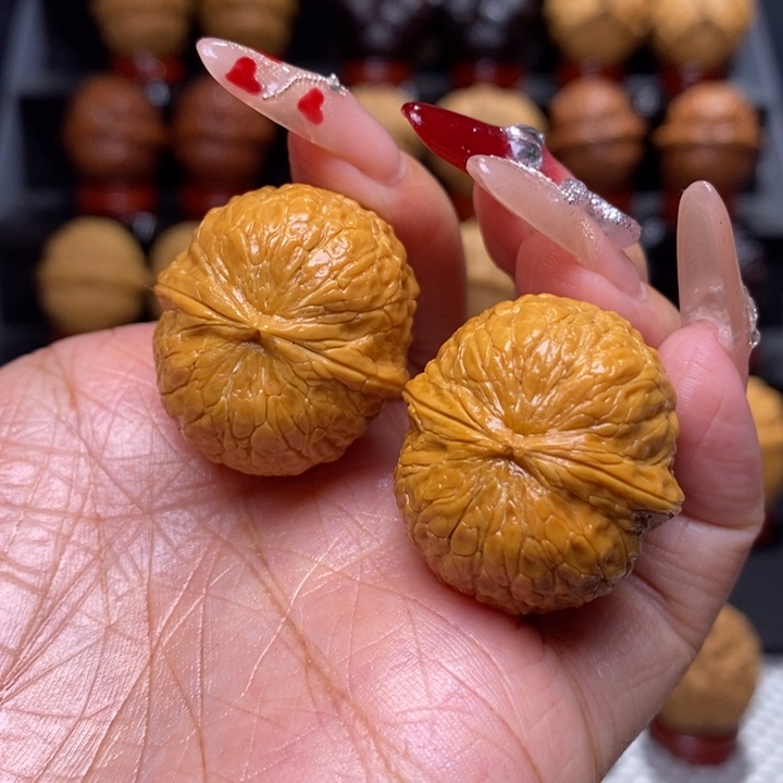 文玩核桃把件小金豆36号30尺