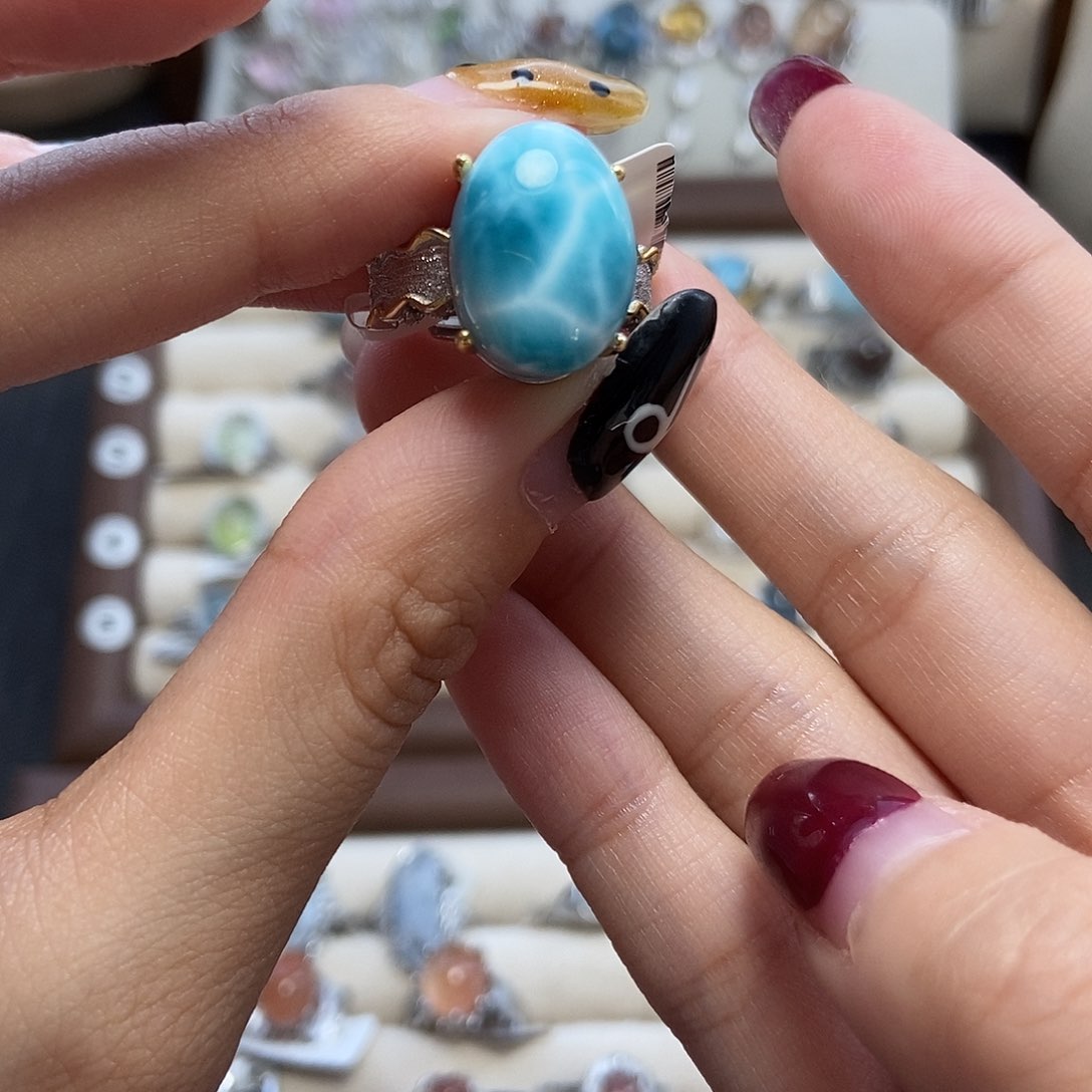 水晶戒指银S925镶嵌若****物海纹石金边