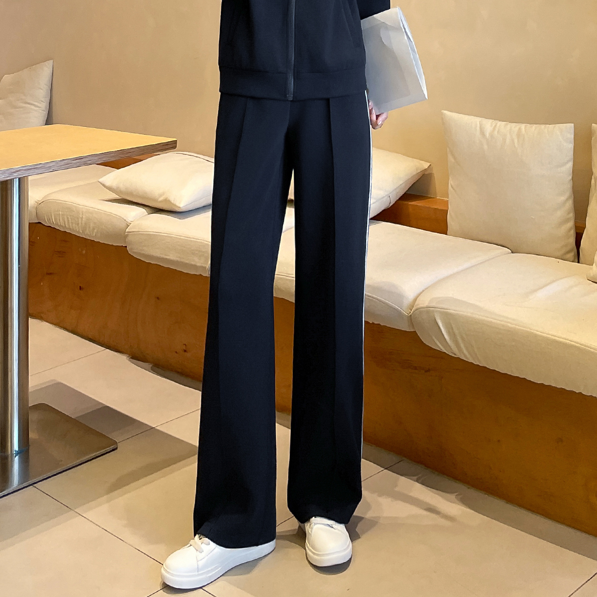 【商场同款】十二篮25新款宽松显运动瘦百搭时尚休闲女裤7C65320230