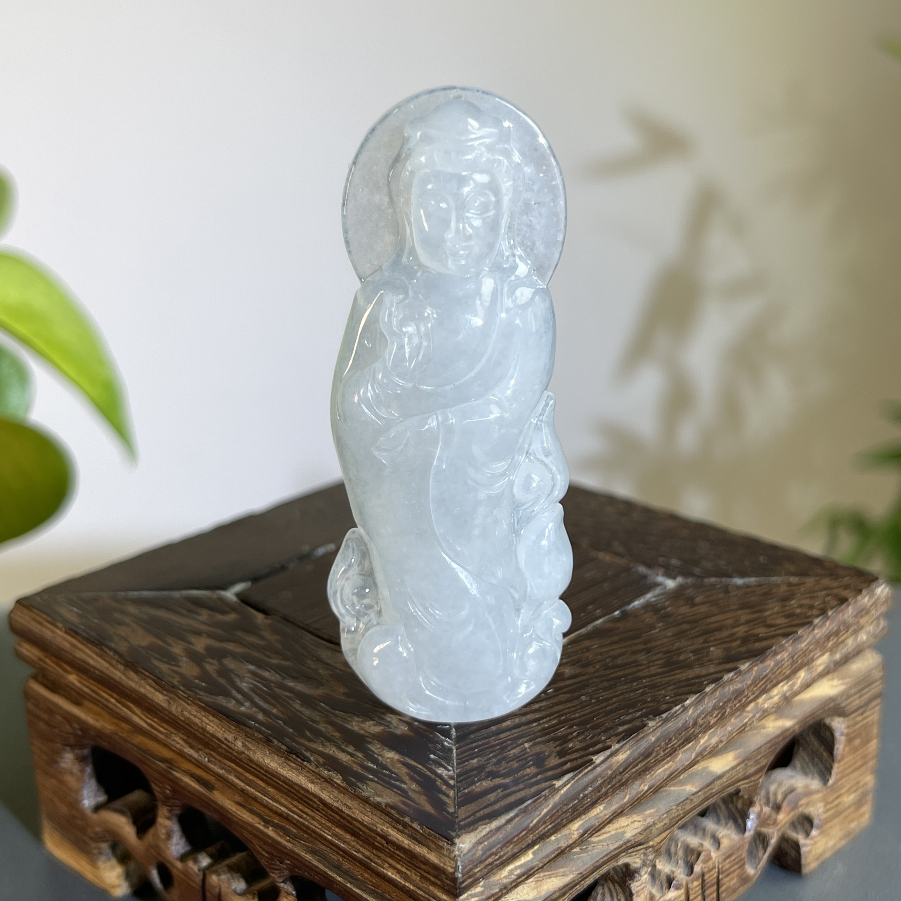 JTA19-118  天然缅甸A货翡翠  站观音