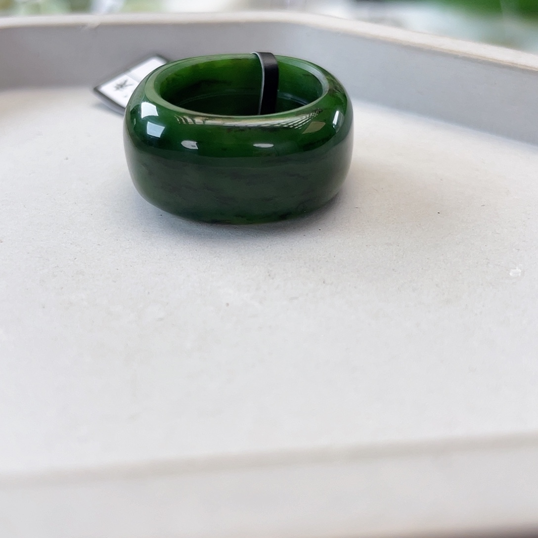 和田玉戒指未镶嵌L26 多彩碧玉方圆不退换18.4