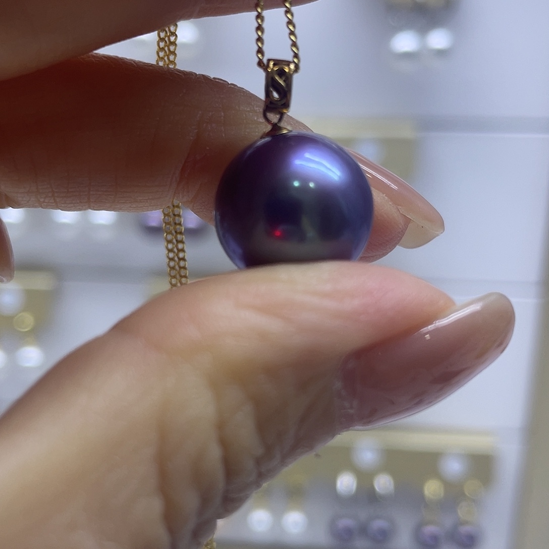 18K金镶嵌淡水珍珠颈饰